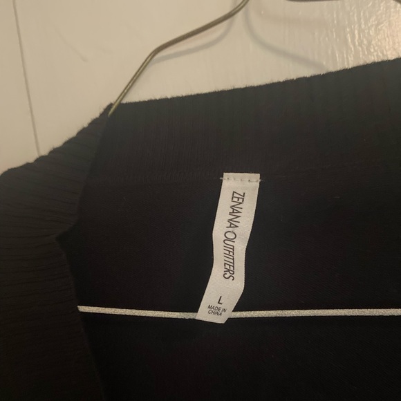 Cardigan - Picture 2 of 3